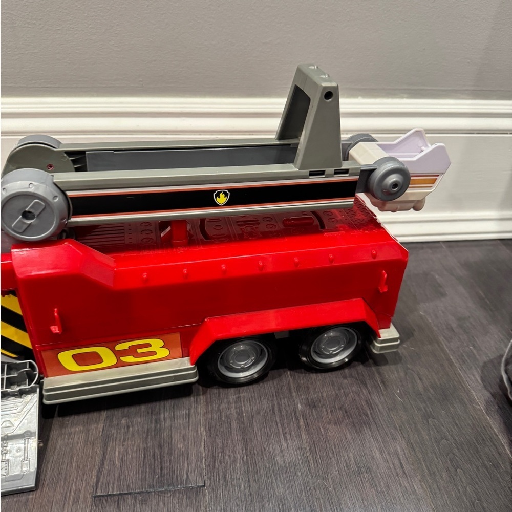 Paw Patrol Marshall’s Transforming City Fire Truck Toy Lights Sounds Toddler Kid - Picture 3 of 12